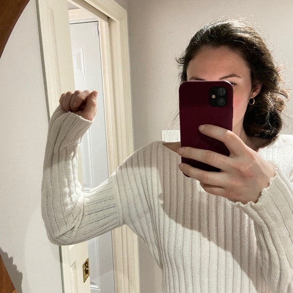 Crop sweater - Picture 2 of 2